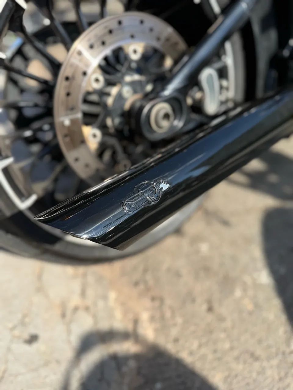 HARLEY-DAVIDSON BREAKOUT 2017  - Foto 4