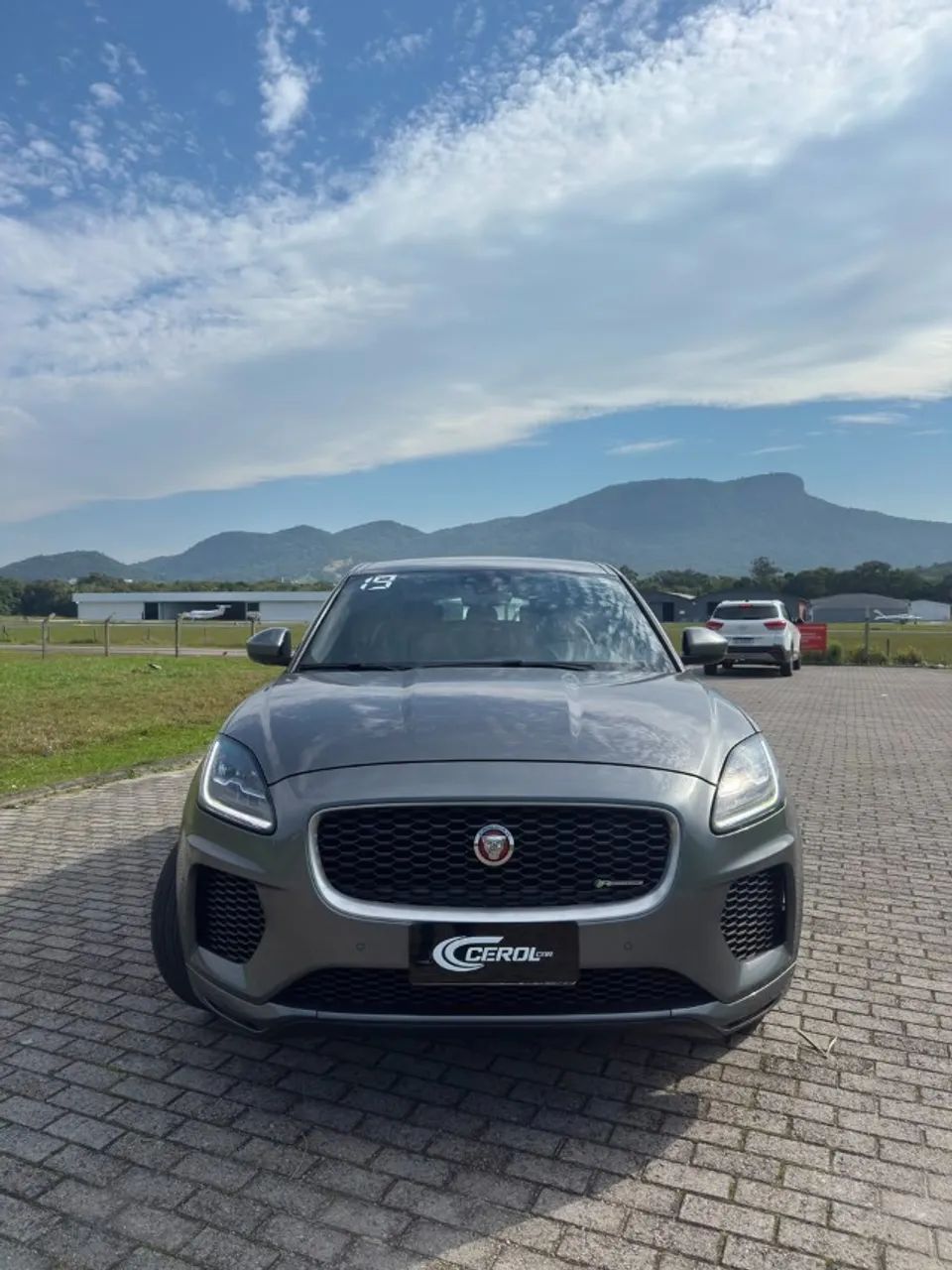 Jaguar E-Pace R-dynamic S 2.0 AWD 249cv Aut. 2019 - Foto 3