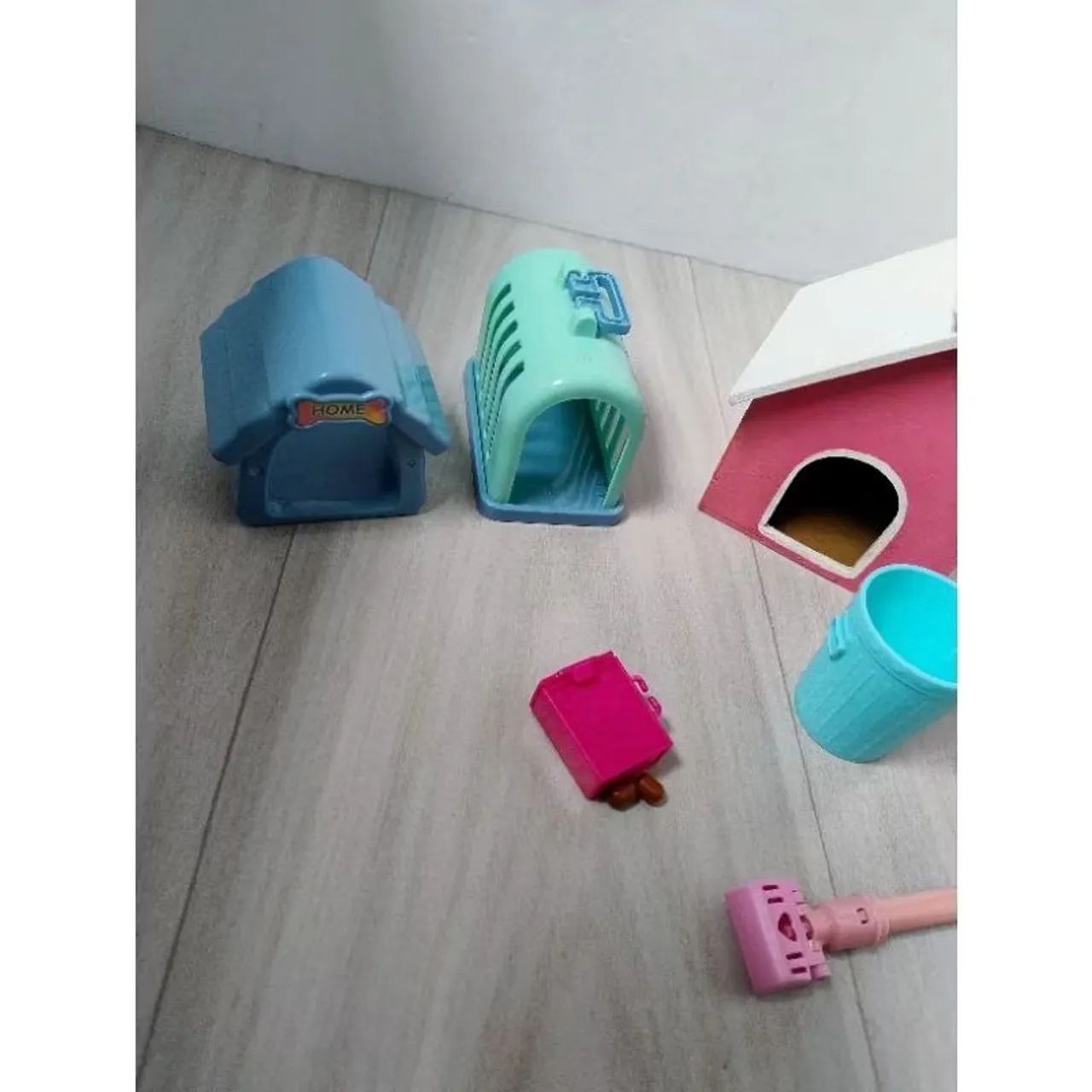 Cachorro da Barbie e acessórios - Foto 5