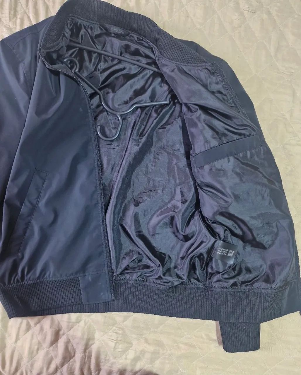 Jaqueta bomber zara, usada so uma vez - Foto 2