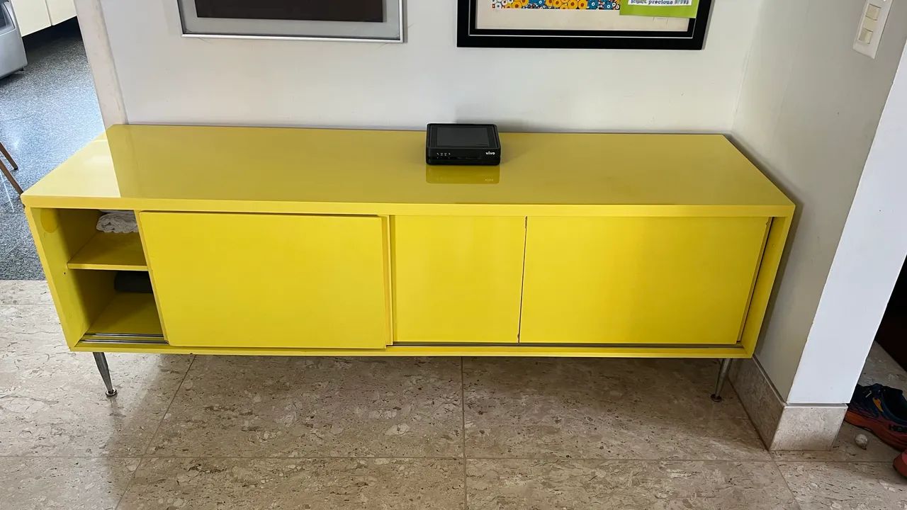 Lindo Rack Buffet em Laca Amarelo - Foto 3