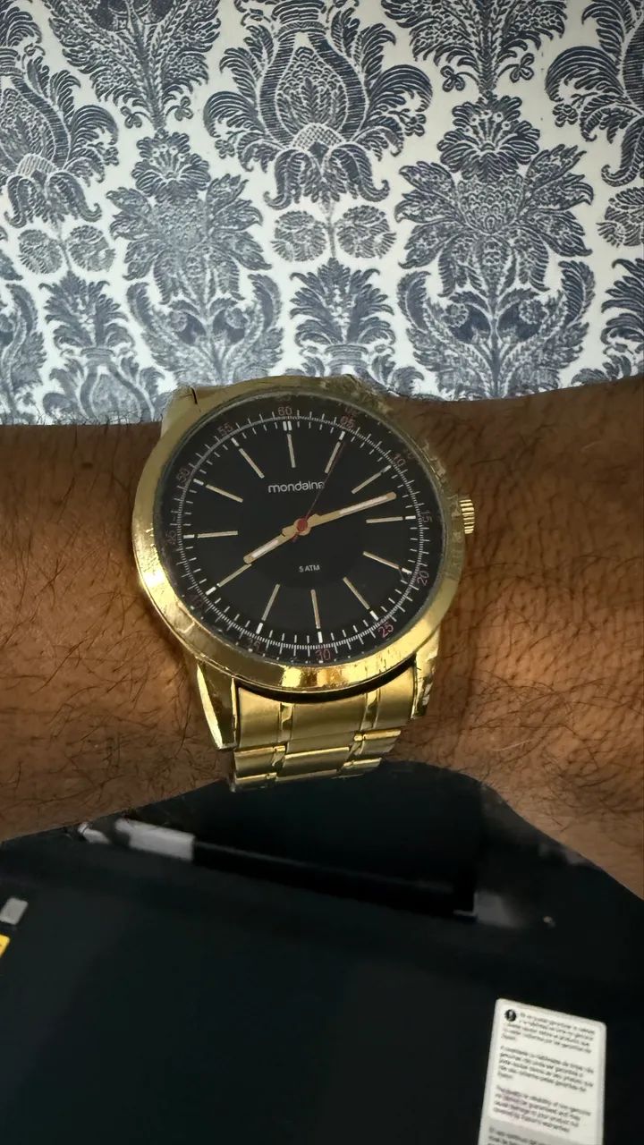 Relógio Mondaine dourado  - Foto 5