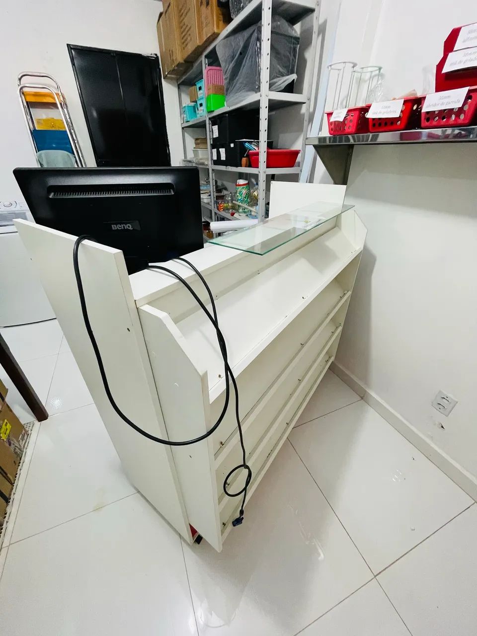 Balcão caixa mostruário bombom - Foto 4