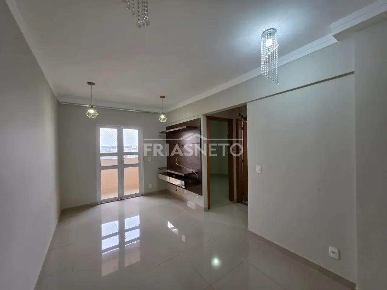 Apartamento à venda no Edifício Ravenna, no bairro Nova América em Piracicaba.