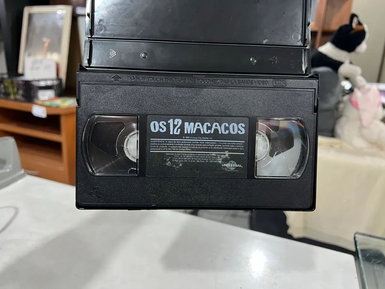 Fita VHS Os 12 Macacos - Foto 5