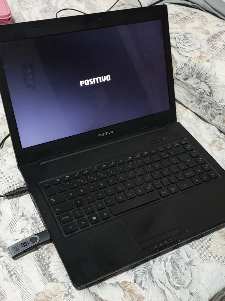 NOTEBOOK POSITIVO