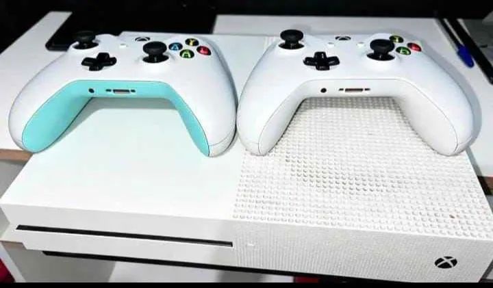 XBOX ONE S - Foto 2