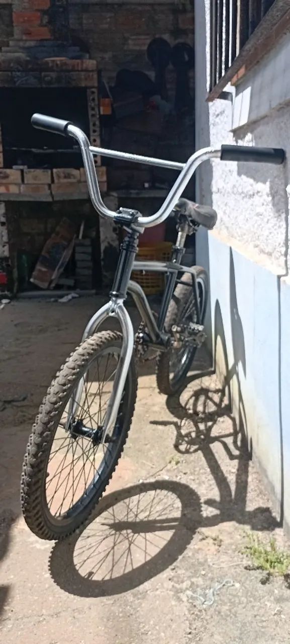 Bicicleta cross aro 20 150,00