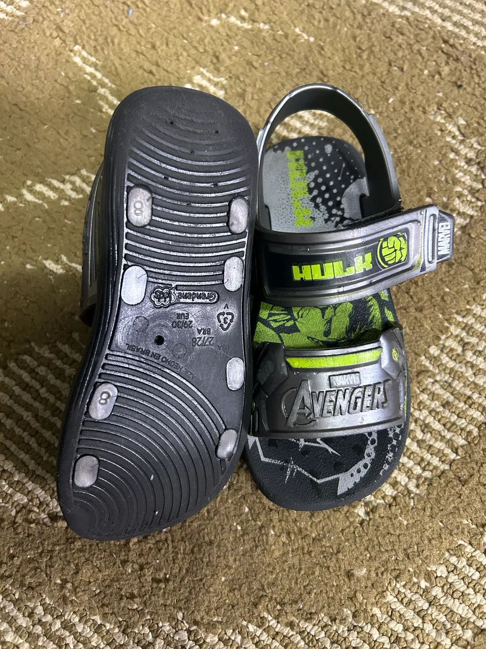 Sandália infantil Marvel Hulk - tamanho 27/28 - Foto 3