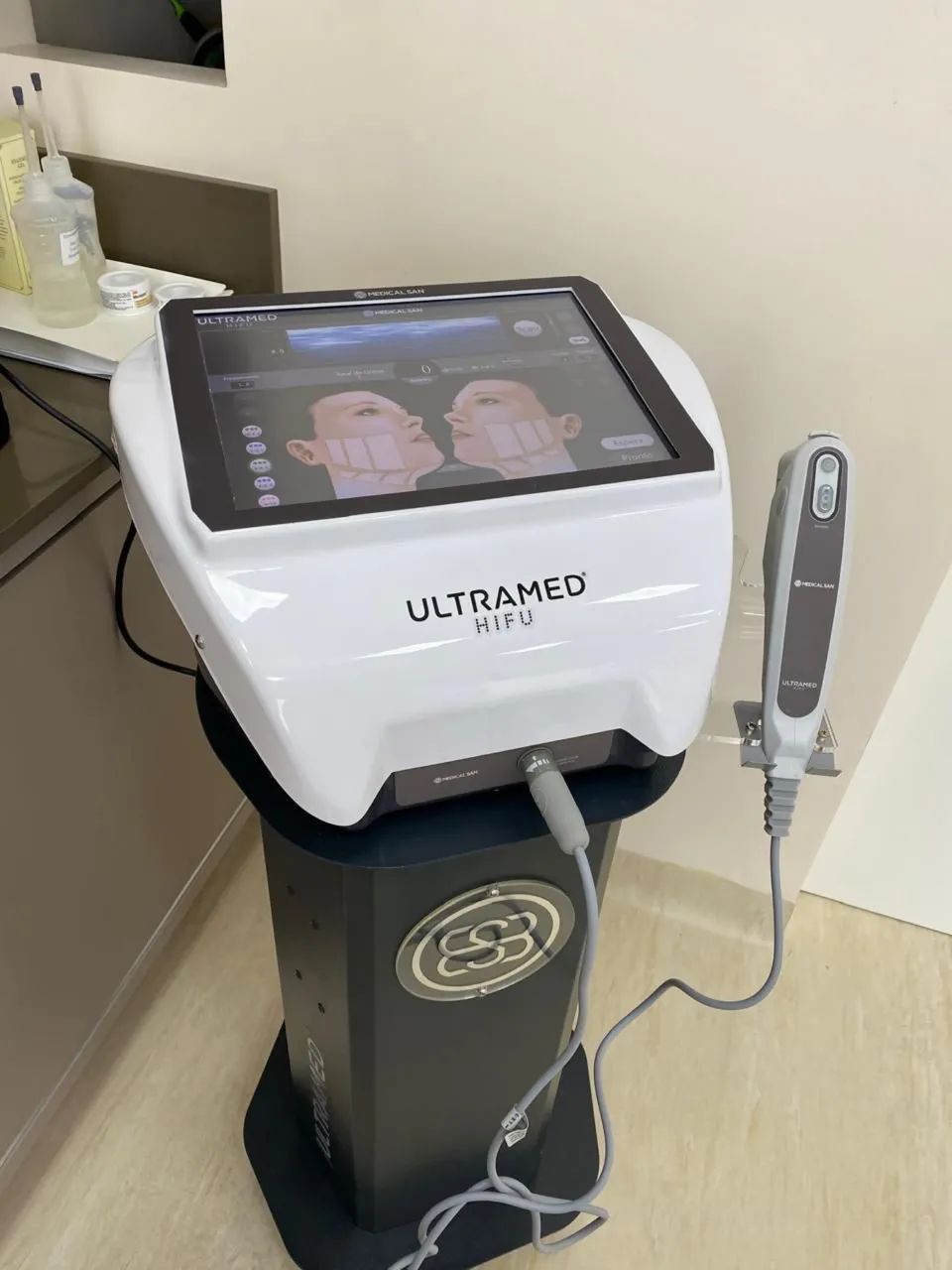 Vendo aparelho de ultrassom microfocado 