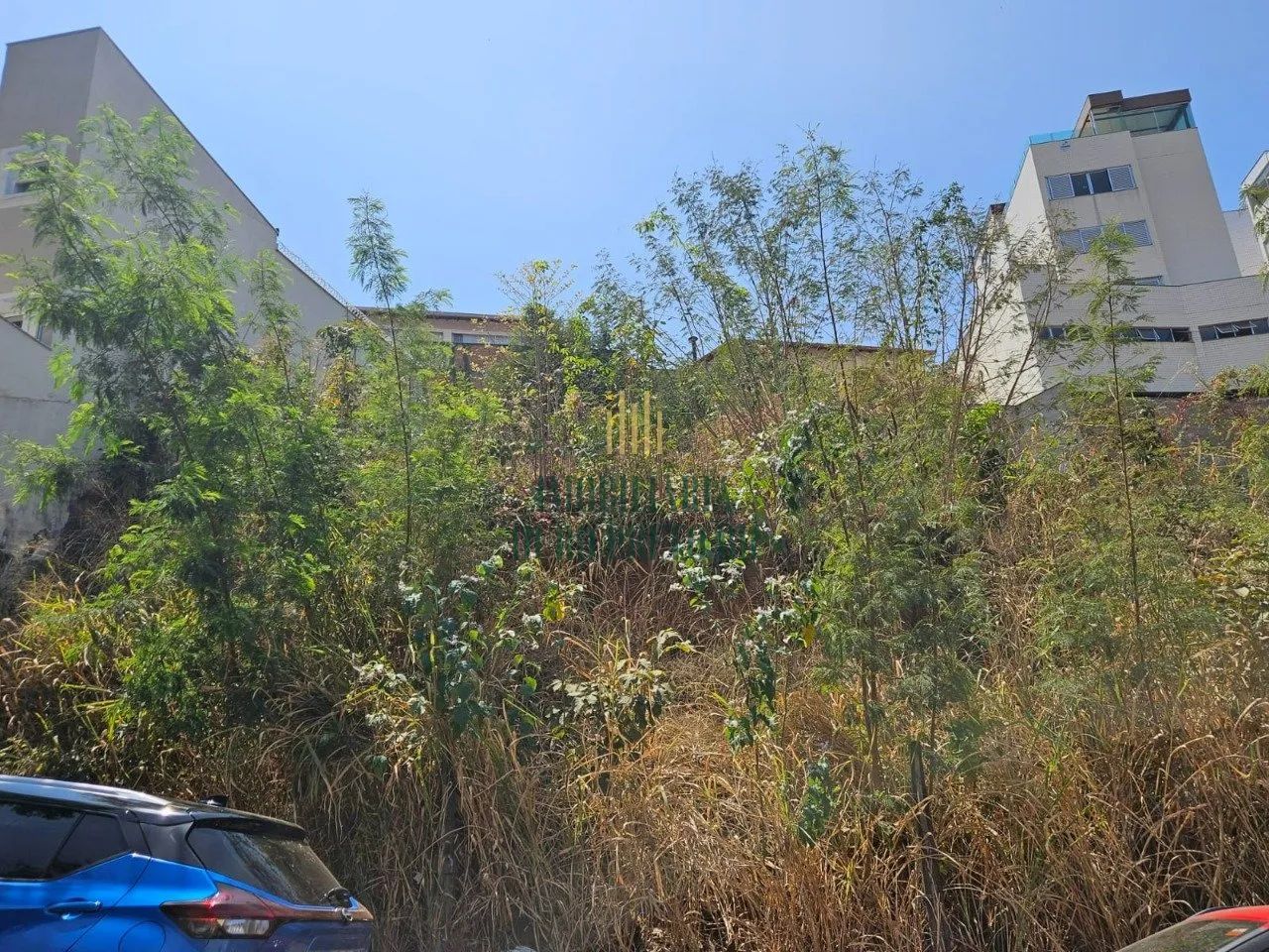 Lote com 360m² á venda no bairro Jaraguá. - Foto 4