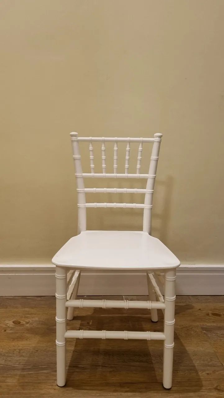 Vendo escrivaninha infantil com nichos  - Foto 3