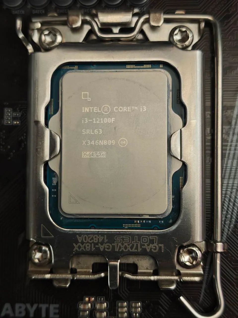 Processador Intel Core i3-12100F LGA1700 12ª Geração Cooler Box e