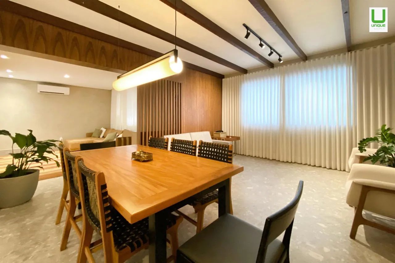 Casa, 5 quartos, 4 suites, 2 vagas