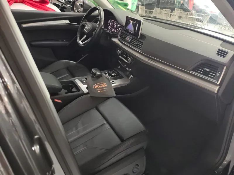 Audi Q5 S-line 2.0 TFSI Quattro S-tronic, foto 17 de 18