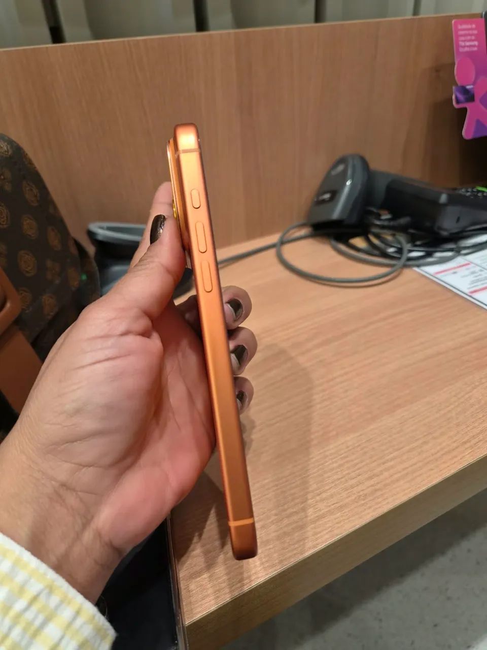iPhone 17 Pro Max 256 GB Laranja - Foto 4