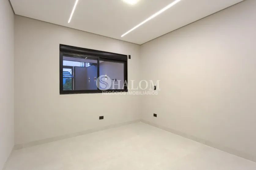 Sobrado à venda em Maringá, Jardim Munique, com 4 quartos, com 260 m² - Foto 4