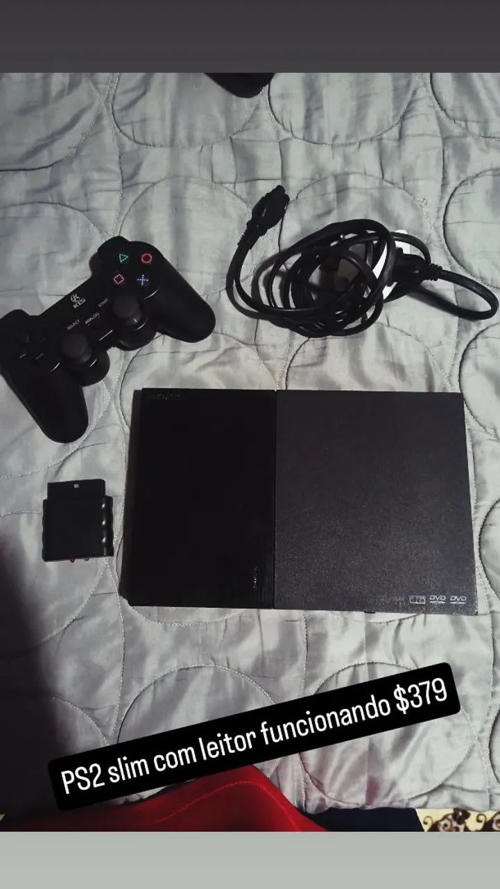 PS2 slim muito conservado.