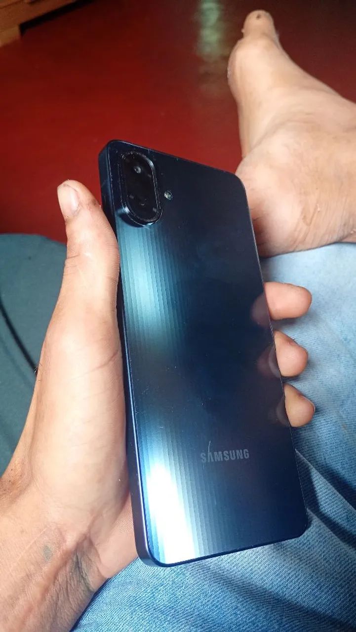 Vendo celular semi novo - Foto 2