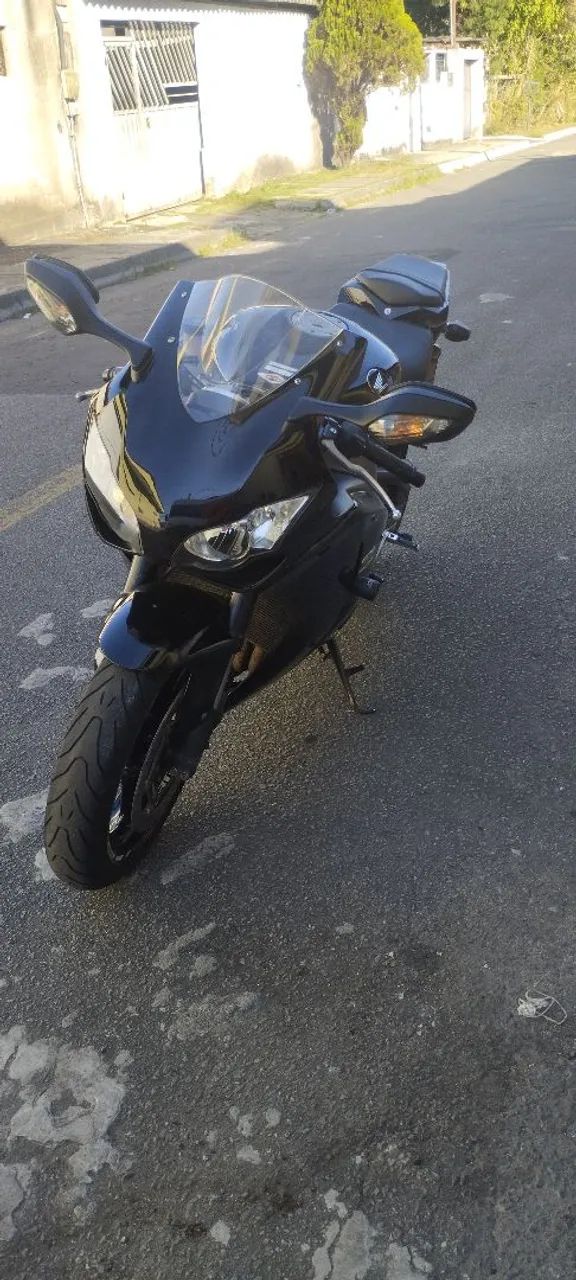 CBR 1000RR  - Foto 2