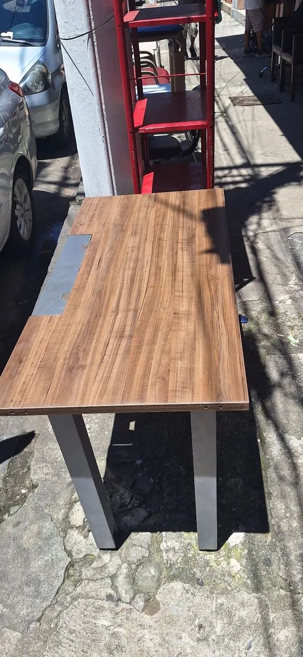 Mesa em bom estado.  - Foto 2