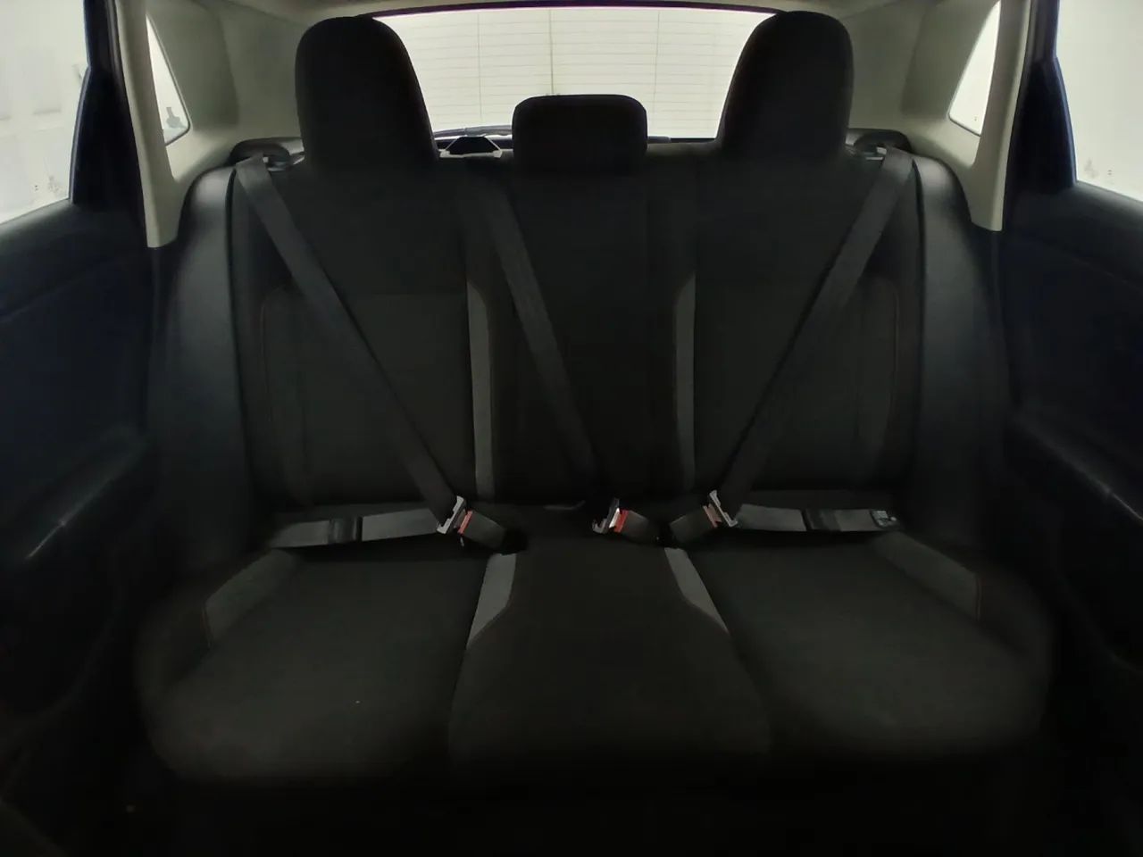 Volkswagen Polo Track 1.0 Flex 12V 5p, foto 18 de 18