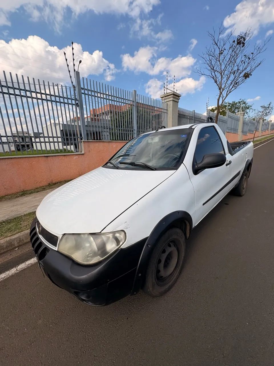 Fiat Strada 1.4 MPI Fire Flex 8V CS 2012