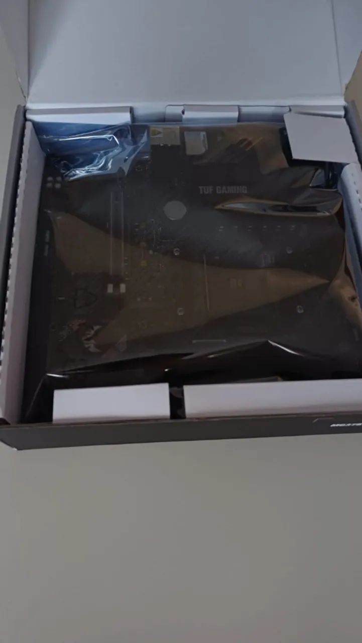 Placa mae asus tuff gaming B550M plus - Foto 2
