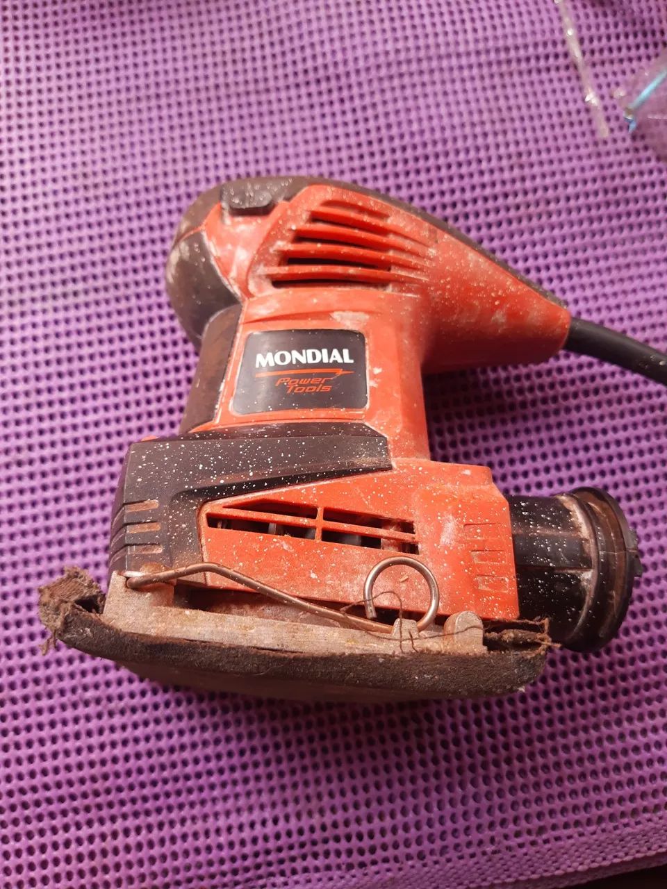 Lixadeira orbital Mondial 