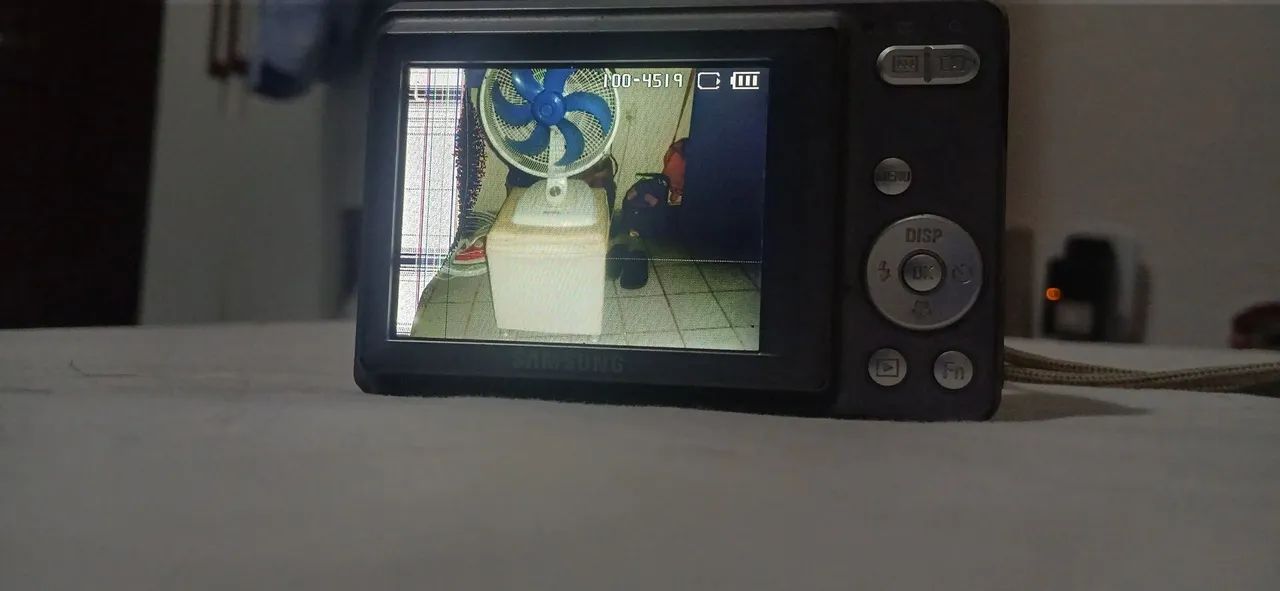 Câmera fotográfica digital  - Foto 2
