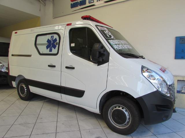 Renault Master Ambulância L1H1