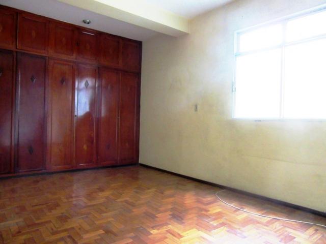 Casa ampla c/ habitese no p. eustáquio, próx. a nino. 04 vgs livres, 04 qts, 03 banhos. - Foto 11