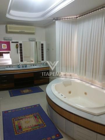 Frente Mar - Apartamento Mobiliado, 04 Suítes com 270m² + 03 Vagas em Itapema - Foto 13