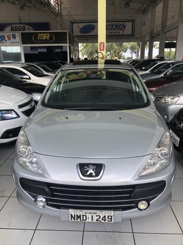 Peugeot 307 Presence 1.6 + Teto solar