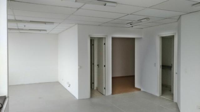 Sala Comercia 70 m²/ Ed. Helbor Tower/Centro - Foto 5