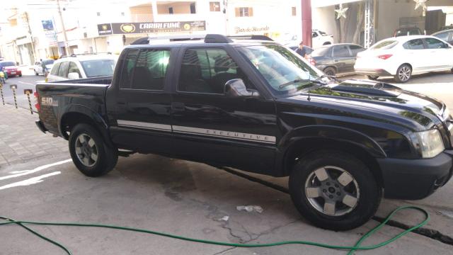 S10 2011 diesel 4x4 executive
