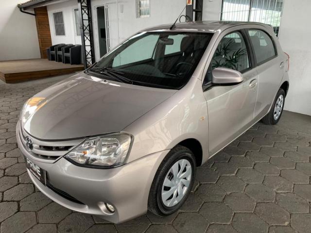 ETIOS XS 1.5 2017 Flex 16V 5p Mec.