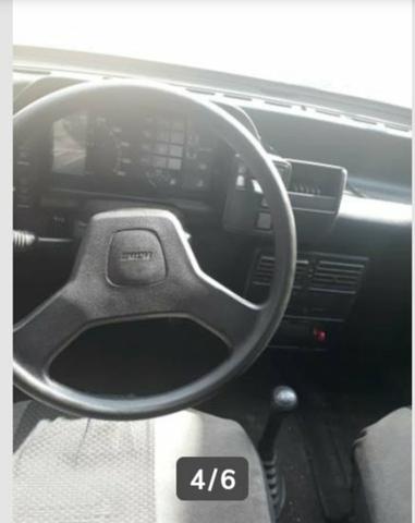 Vendo ou troco em gol Corsa e Palio de 4 porta - Foto 3