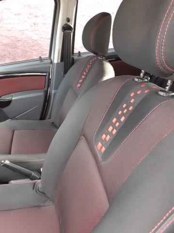 Vende-se Sandero Stepway 11/12 - Foto 7
