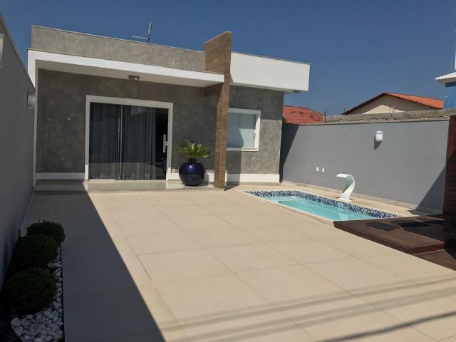 Linda Casa com Piscina (Cond. Saint Patrick - Guaratiba)