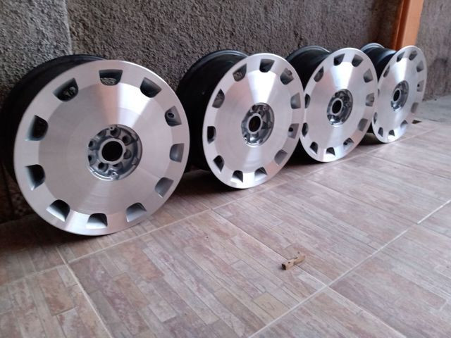 vendo ou faço rolo Roda 17 multifuro de 4