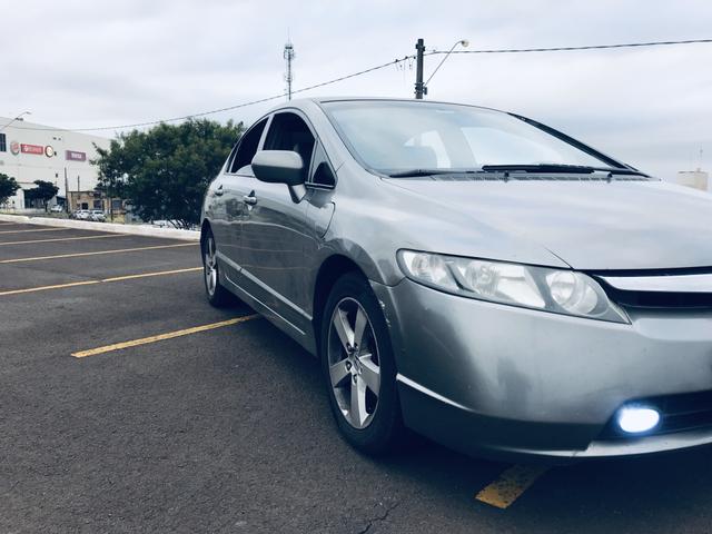 Honda Civic LXS 1.8 - 08/08 - Foto 3