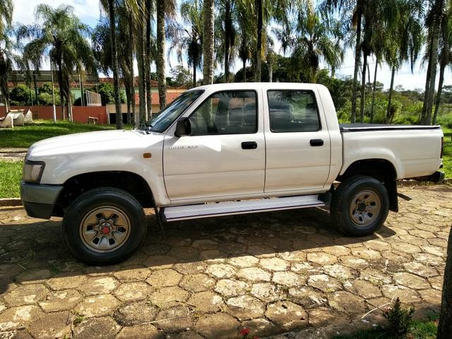 Hilux 3.0 2004/2005 - Foto 2