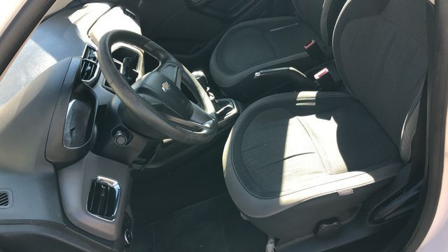 Vendo ou troco prisma Lt - Foto 4