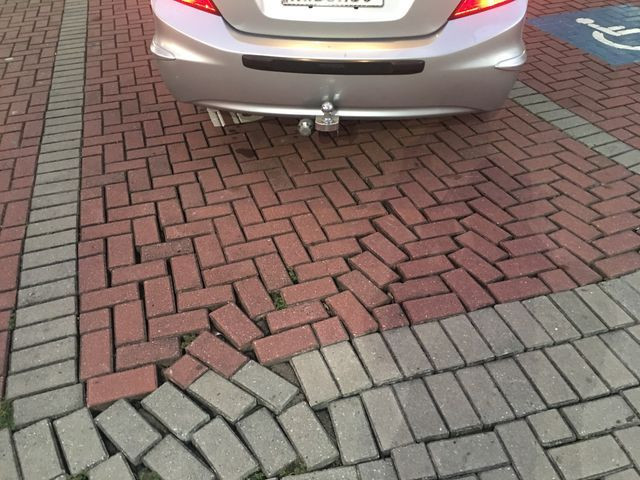 Vendo ou troco Honda Civic com teto solar e gnv com apenas 40 mil km imperdível - Foto 6