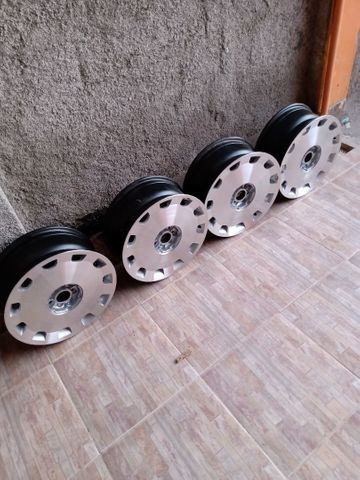 vendo ou faço rolo Roda 17 multifuro de 4 - Foto 3