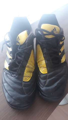 chuteira society adidas tamanho 45