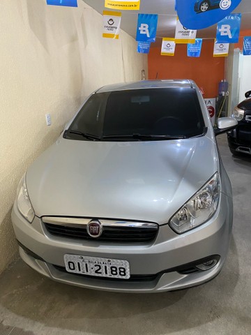 GRAND SIENA 1.4 2013 VENDO,TROCO E FINANCIO
