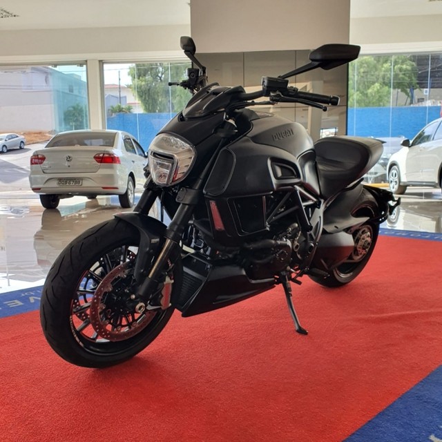 DUCATI DIAVEL DARK 1200C
