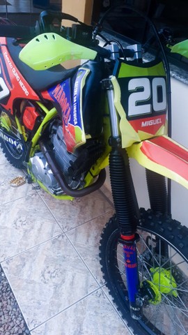 VENDO TORNADO 300 40 CV   MOTO TODA NOVA 